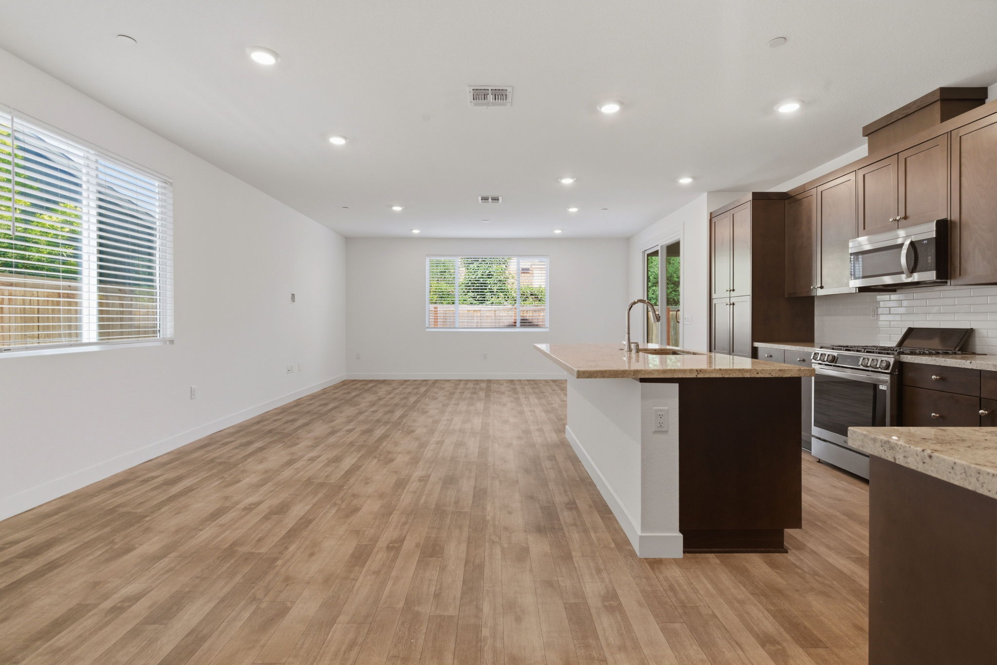 457 Avendale Drive interior