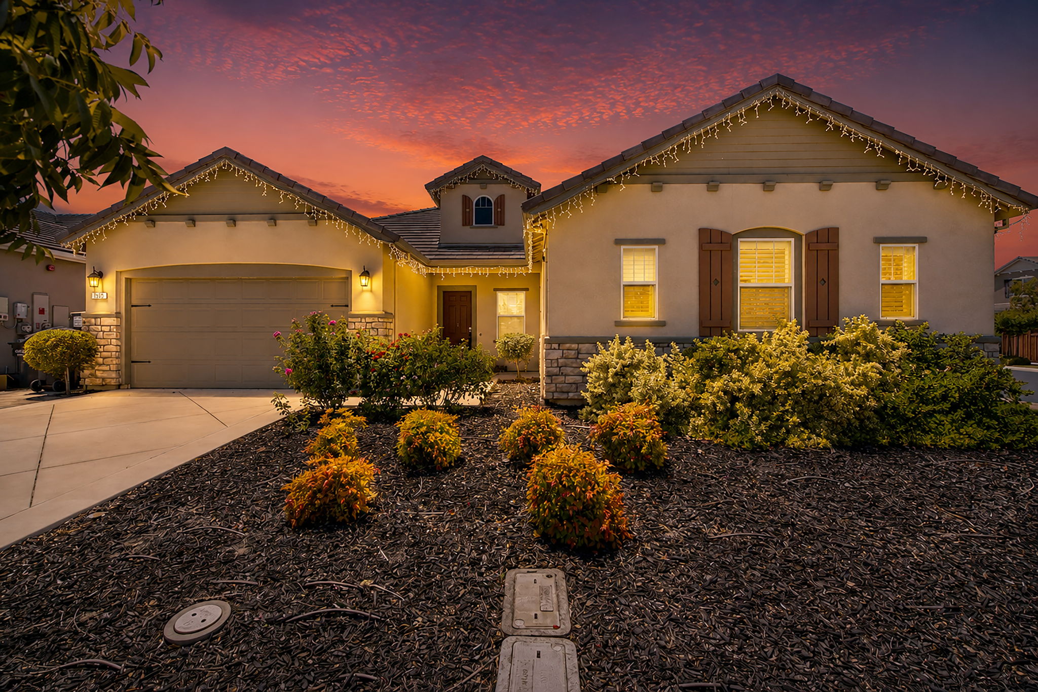 1505 Perkins Place exterior at twilight